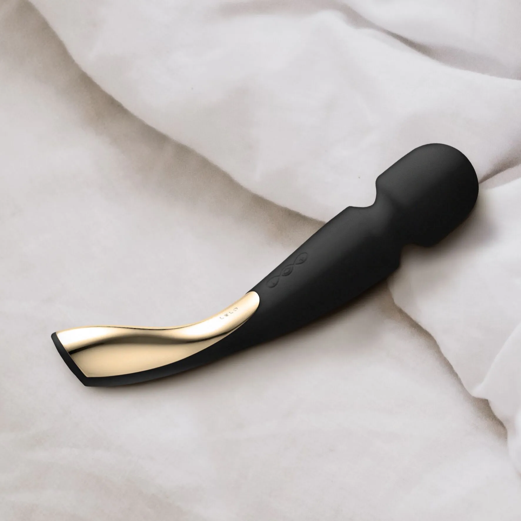 lelo-smart-wand-2-large-black-1 lelo-smart-wand-2-large-black-1