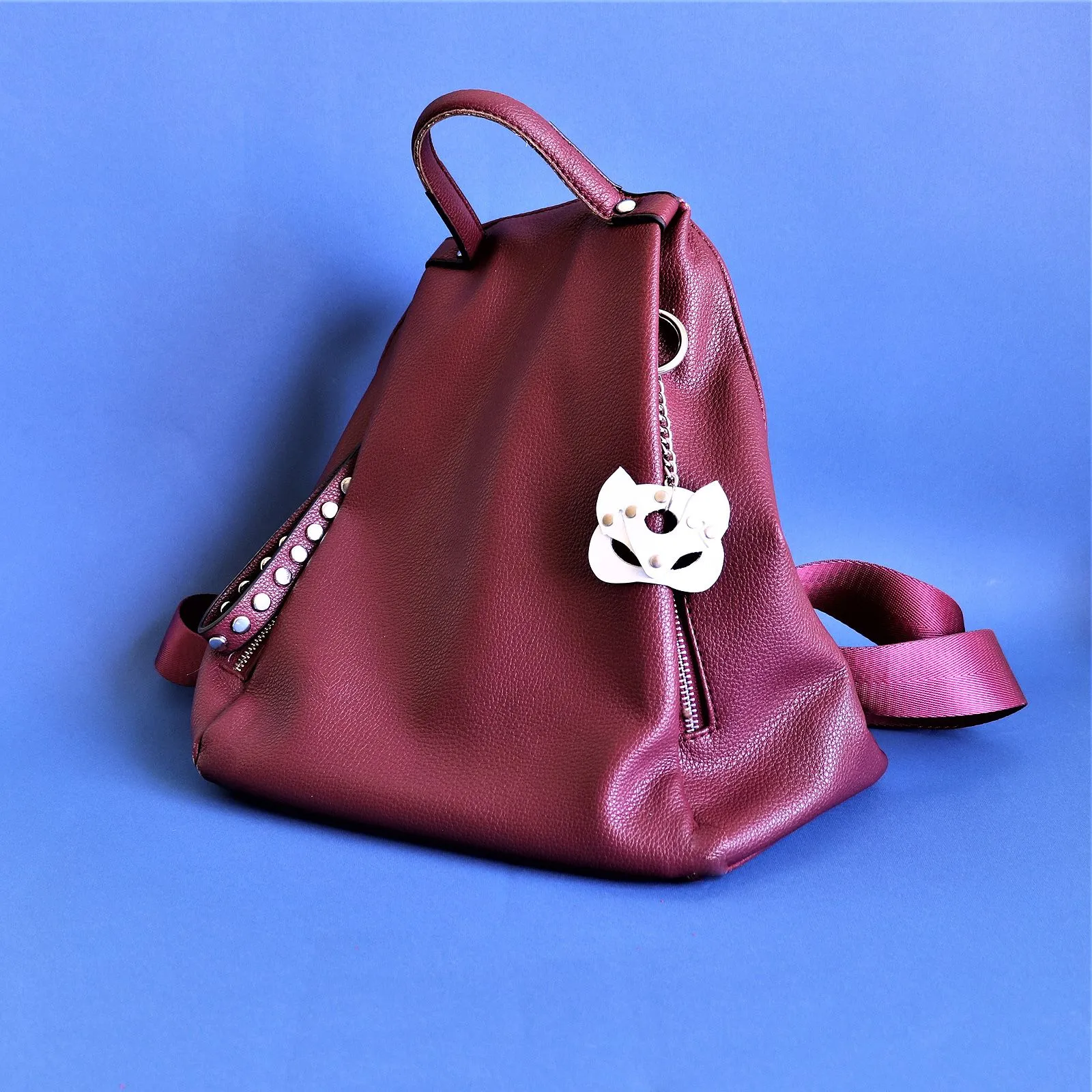 feral-feelings-keychain-kitty-white-2 feral-feelings-keychain-kitty-white-2