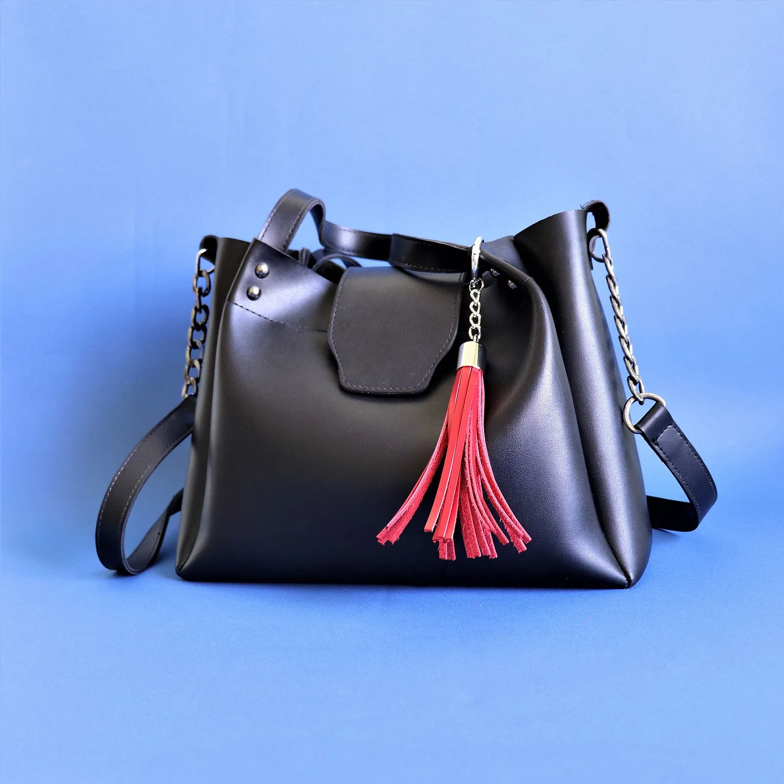 feral-feelings-keychain-flogger-red-2
